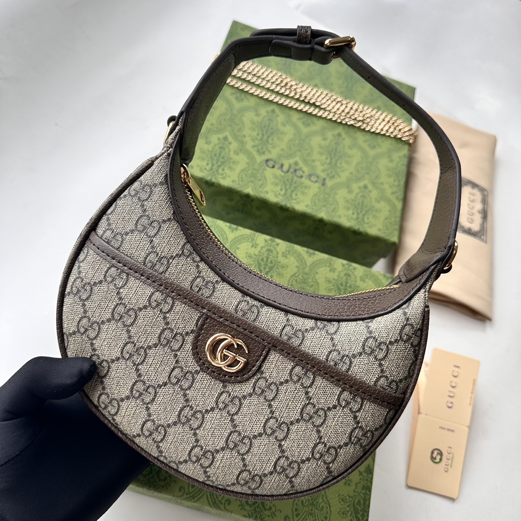 Gucci Hobo Bags